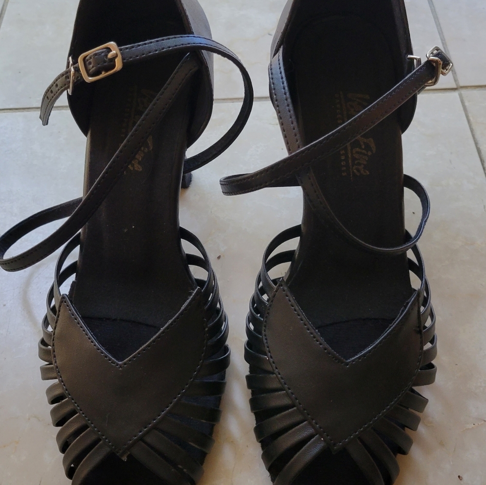 VeryFine dancesport sandals